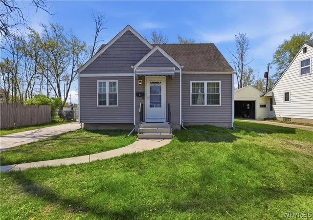 Photo 4 of Sale Pending at 11 Airview Ter, Depew, NY 14043 | MLS# B1679558 | Listing updated on 2026-07-31