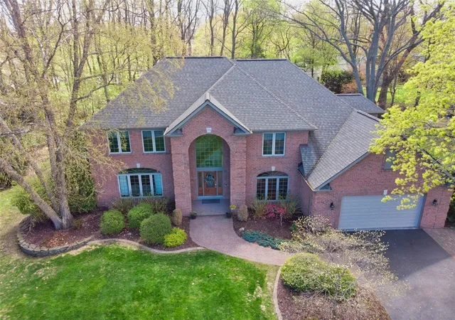 1st image of 716 Admiralty Way, Webster, NY 14580 | MLS# R1677013