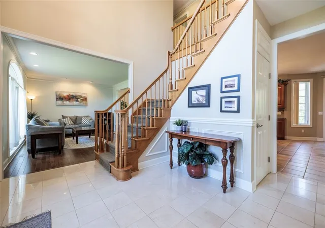 5th image of 716 Admiralty Way, Webster, NY 14580 | MLS# R1677013