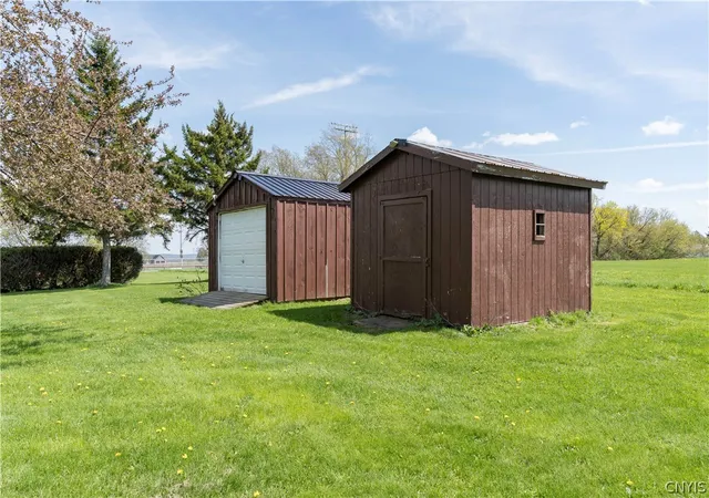 Homes for sale in Lowville, NY | 5508 Bostwick St, Lowville, NY 13367 | MLS# S1679264