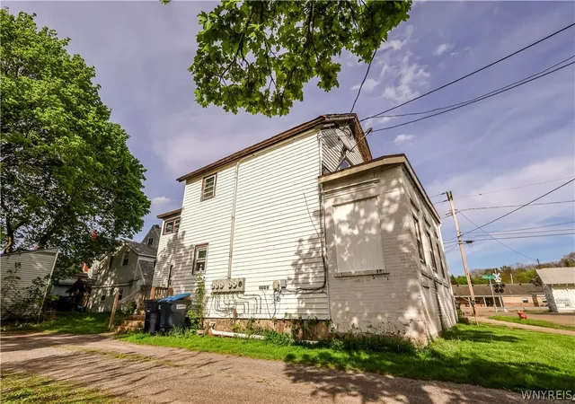 4th image of 2092 Spruce St, North Collins, NY 14111 | MLS# B1679404