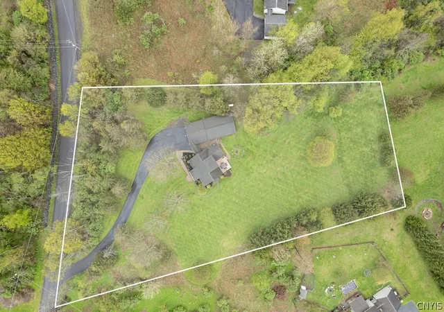 Homes for sale in Hamilton, NY | 7175 Horton Rd, Hamilton, NY 13346 | MLS# S1679753