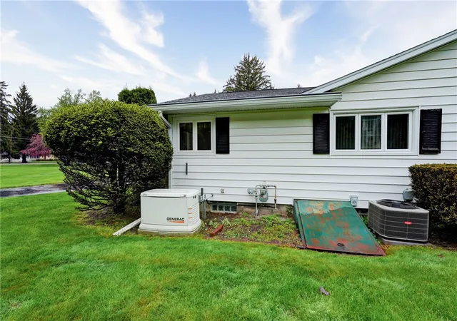Homes for sale in Clarkson, NY | 3900 Lake Rd N, Clarkson, NY 14420 | MLS# R1679394