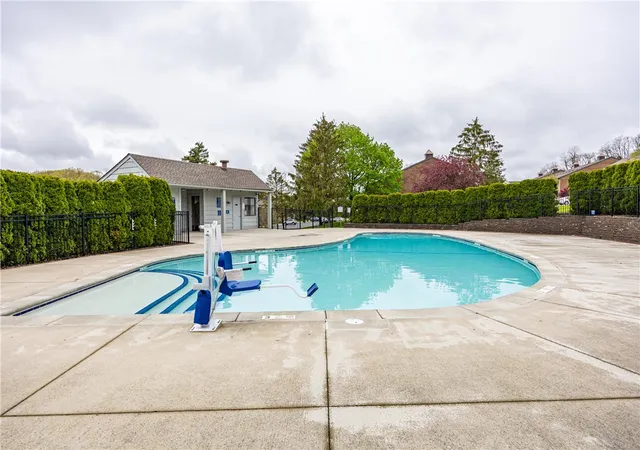 Homes for sale in Perinton, NY | 18-2 Great Wood Ct, Perinton, NY 14450 | MLS# R1679777