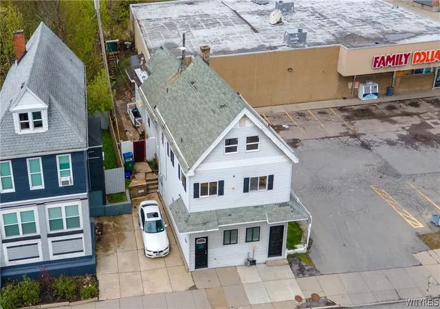 Homes for sale in Buffalo, NY | 490 Grant St, Buffalo, NY 14213 | MLS# B1679473