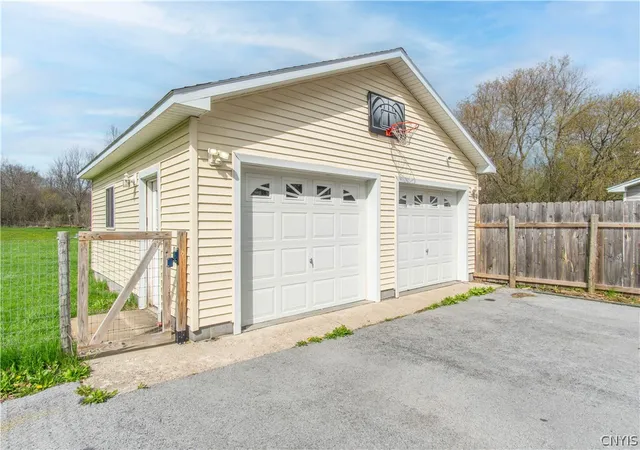 Homes for sale in Lyme, NY | 11853 State Route 12e, Lyme, NY 13622 | MLS# S1678700