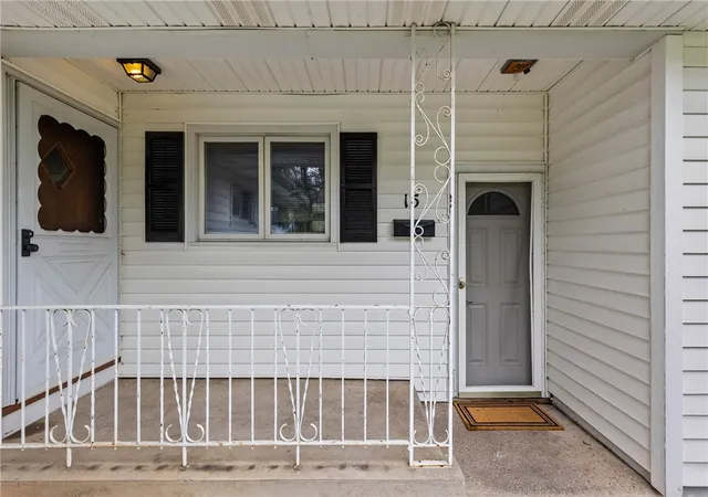 Homes for sale in Penfield, NY | 15 Valley Brook Rd, Penfield, NY 14526 | MLS# R1679536
