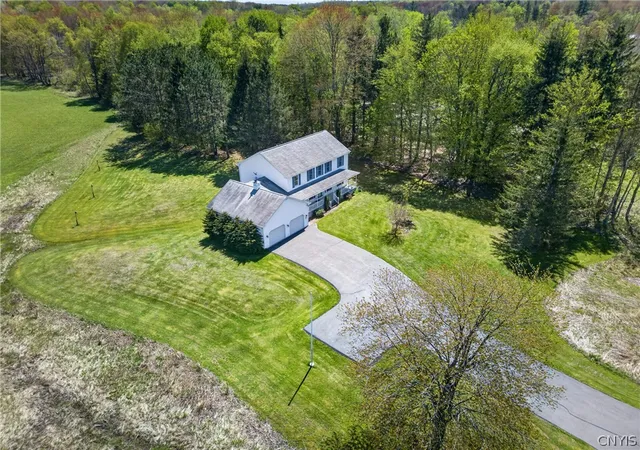 Homes for sale in Granby, NY | 1846 County Route 8, Granby, NY 13126 | MLS# S1679199
