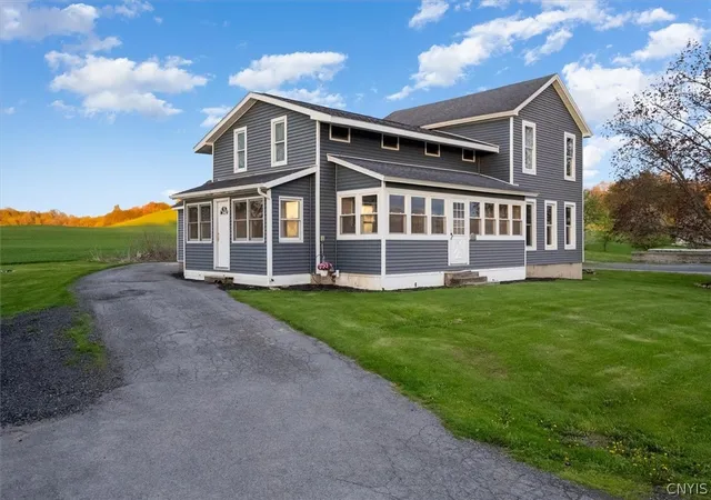 Homes for sale in Montezuma, NY | 7542 Beach Rd, Montezuma, NY 13021 | MLS# S1678607