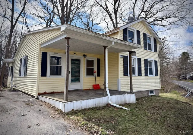 Homes for sale in Volney, NY | 3347 County Route 57, Volney, NY 13126 | MLS# S1680016
