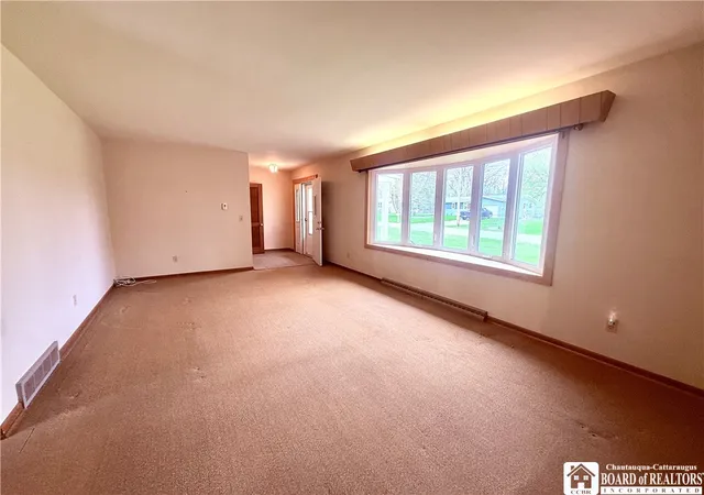 Photo 3 of Sale Pending at 123 Clinton Ave, Fredonia, NY 14063 | MLS# R1672799 | Listing updated on 2026-07-31