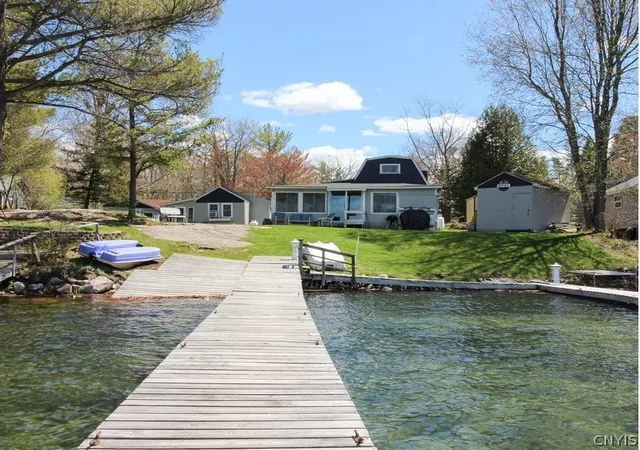 Homes for sale in Alexandria Bay, NY | 46931 Carnegie Bay Rd, Alexandria Bay, NY 13607 | MLS# S1679494