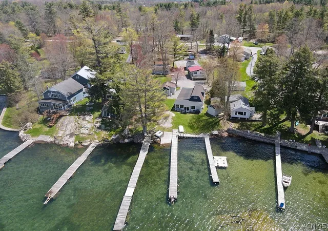 Homes for sale in Alexandria Bay, NY | 46931 Carnegie Bay Rd, Alexandria Bay, NY 13607 | MLS# S1679494