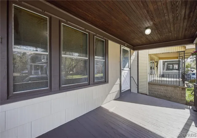 3rd image of 95 Custer St, Buffalo, NY 14214 | MLS# B1679592
