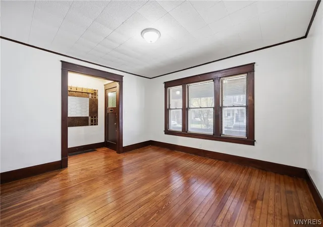 5th image of 95 Custer St, Buffalo, NY 14214 | MLS# B1679592