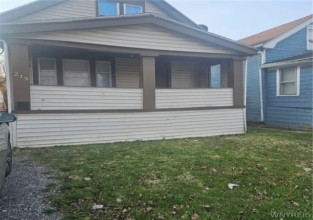 Homes for sale in Buffalo, NY | 213 Westminster Ave, Buffalo, NY 14215 | MLS# B1680074