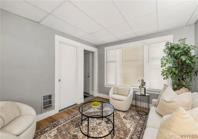 3rd image of 213 Westminster Ave, Buffalo, NY 14215 | MLS# B1680074