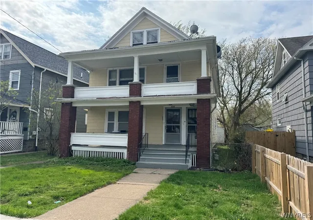 2nd image of 2419 Whitney Ave, Niagara Falls, NY 14301 | MLS# B1679938