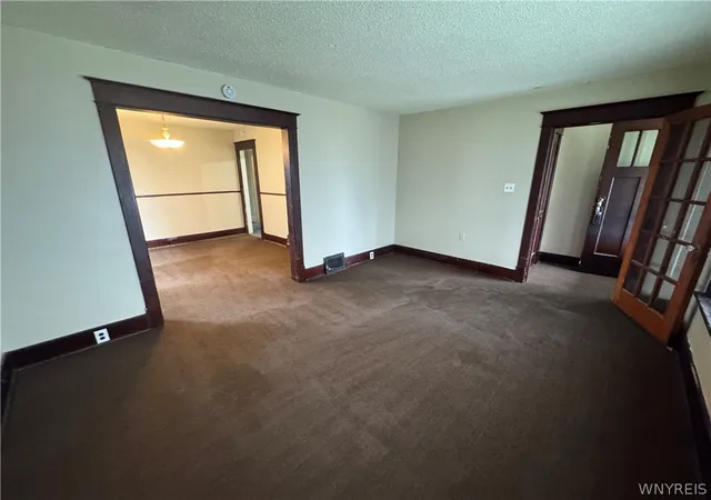 5th image of 2419 Whitney Ave, Niagara Falls, NY 14301 | MLS# B1679938