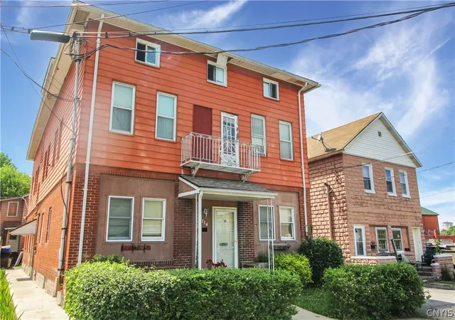 1st image of 114 Freeman Ave, Syracuse, NY 13209 | MLS# S1680169