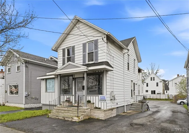 Photo 2 of Sale Pending at 224 Ellicott St, Batavia, NY 14020 | MLS# B1675300 | Listing updated on 2026-07-21