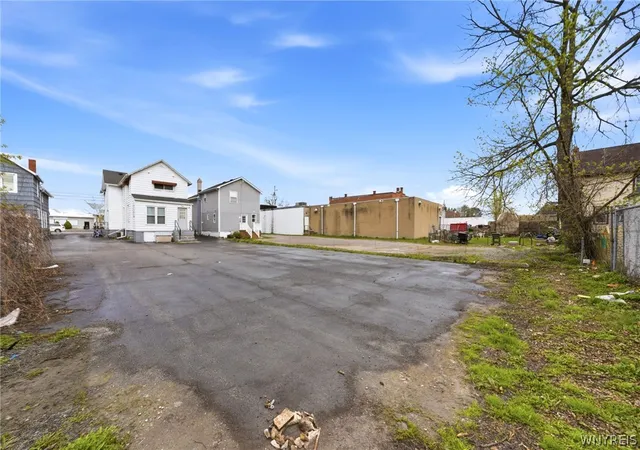 Listing Photo 2 - Condo for sale in building located at 224 Ellicott St, Batavia, NY 14619 - Unit #