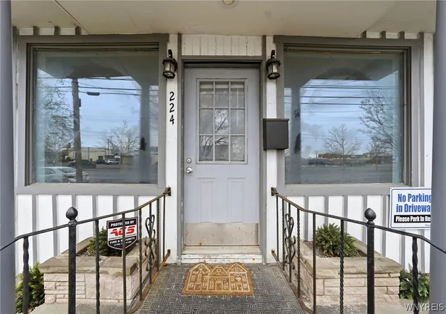 Listing Photo 5 - Condo for sale in building located at 224 Ellicott St, Batavia, NY 14619