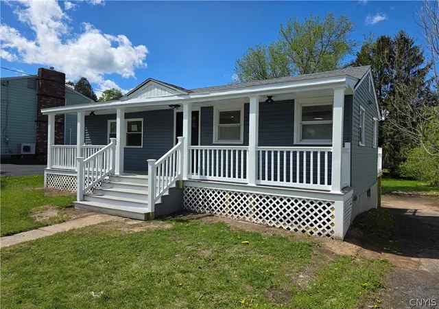 Homes for sale in New Hartford, NY | 6 Mayberry Pl, New Hartford, NY 13413 | MLS# S1680241
