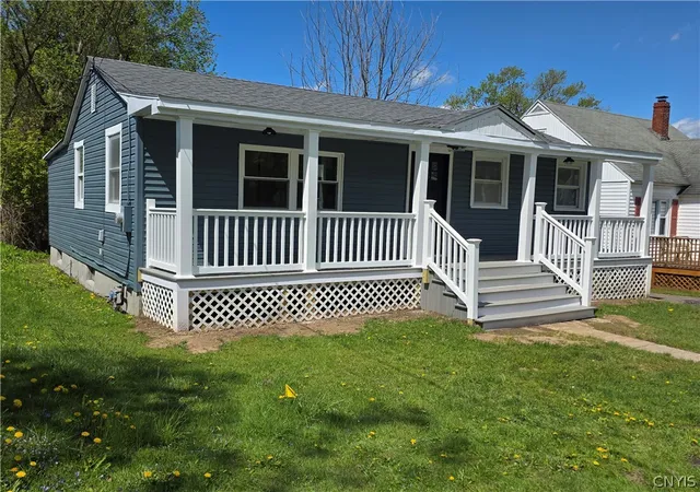 Homes for sale in New Hartford, NY | 6 Mayberry Pl, New Hartford, NY 13413 | MLS# S1680241