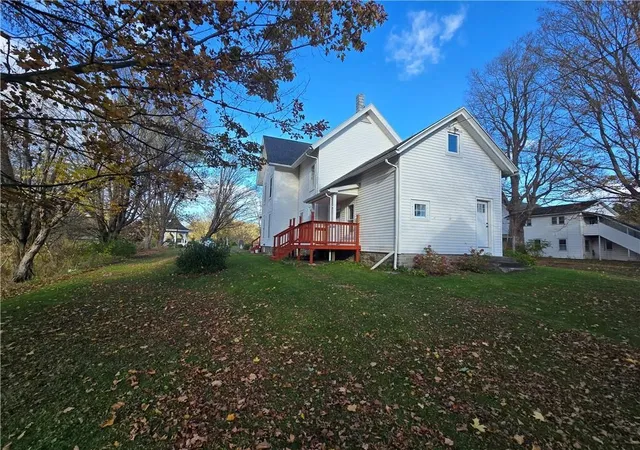 3rd image of 39-41 Maple St, Afton, NY 13730 | MLS# R1678560