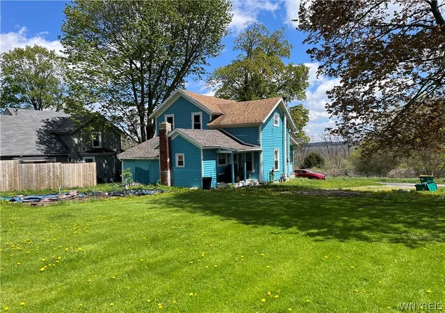 Homes for sale in Warsaw, NY | 15 Gouinlock St, Warsaw, NY 14569 | MLS# B1680221