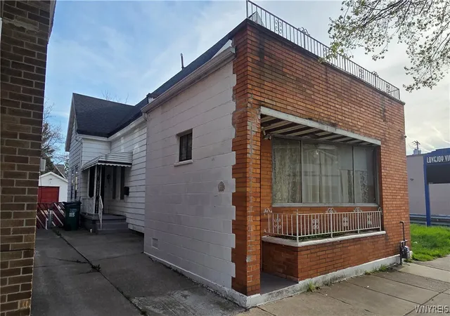 Homes for sale in Buffalo, NY | 1115 E Lovejoy St, Buffalo, NY 14206 | MLS# B1679689