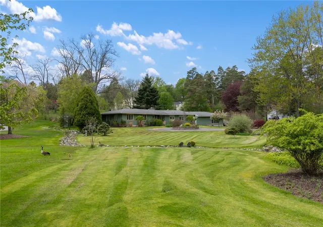 Photo 5 of Sale Pending at 1 White Springs Cir, Geneva, NY 14456 | MLS# R1679085 | Listing updated on 2026-07-20