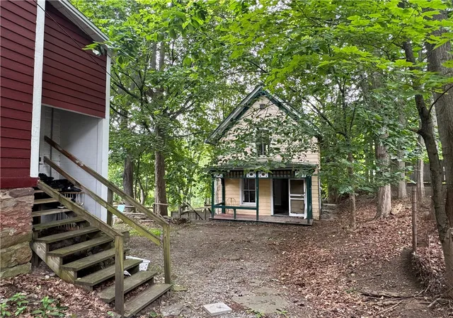 3rd image of 7 Spring St, Oneonta, NY 13820 | MLS# R1679182
