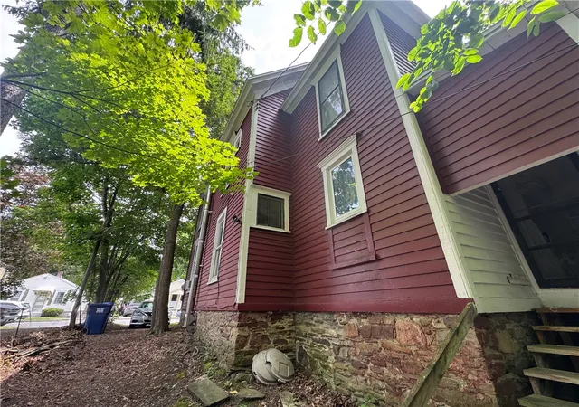 4th image of 7 Spring St, Oneonta, NY 13820 | MLS# R1679182