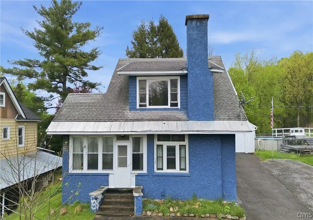 Homes for sale in German Flatts, NY | 13 15 Cary Ave, German Flatts, NY 13407 | MLS# S1680397