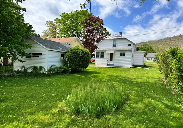 Homes for sale in Elmira, NY | 94 Oakwood Ave, Elmira, NY 14903 | MLS# R1680472