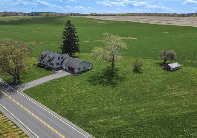 Homes for sale in Niles, NY | 4013 Twelve Corners Rd, Niles, NY 13118 | MLS# S1671980