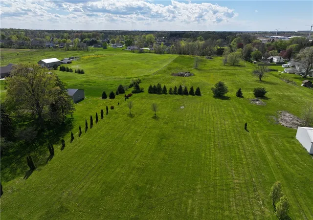 1st image of 6197 Lincoln Rd, Ontario, NY 14519 | MLS# R1680545