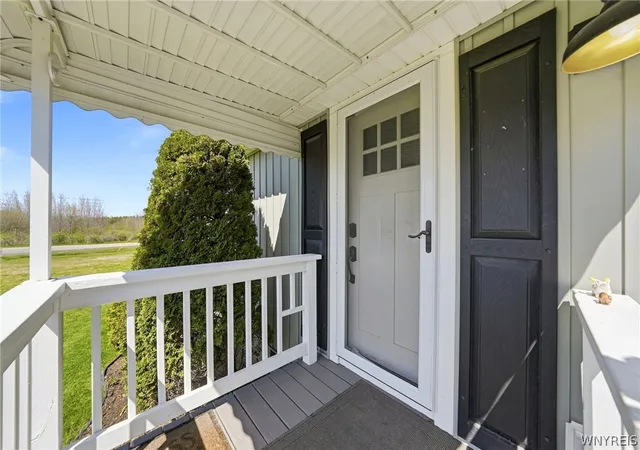 3rd image of 8398 Lower Lake Rd, Somerset, NY 14012 | MLS# B1679953