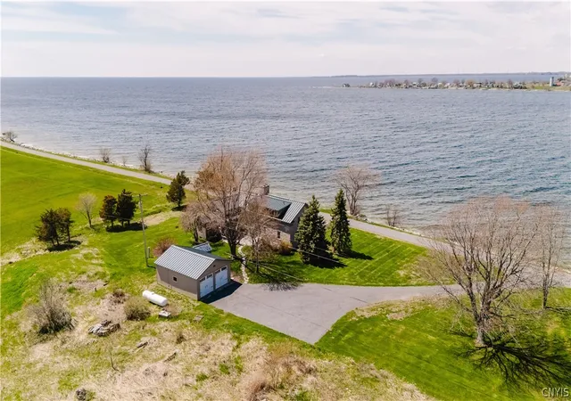 2nd image of 27846 Dablon Point Road, Cape Vincent, NY 13618 | MLS# S1679065