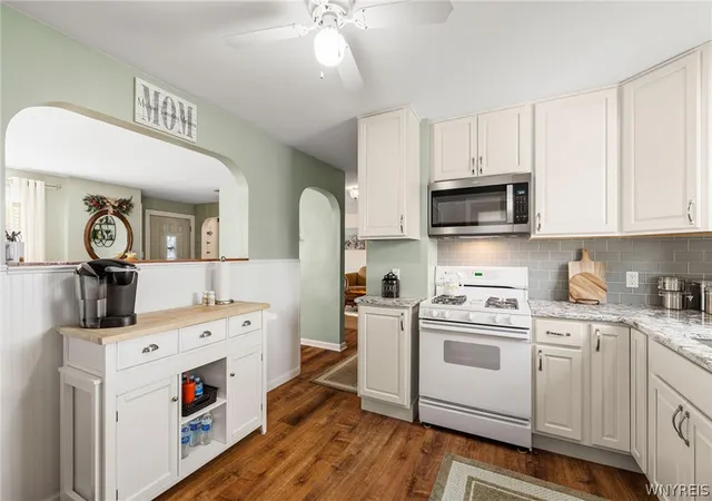 Homes for sale in West Seneca, NY | 223 Kirkwood Dr, West Seneca, NY 14224 | MLS# B1679597