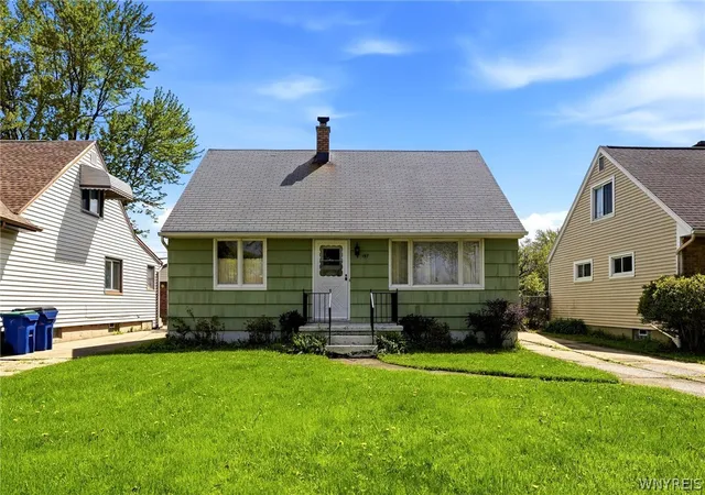 Homes for sale in Amherst, NY | 157 Margaret Rd, Amherst, NY 14226 | MLS# B1680599