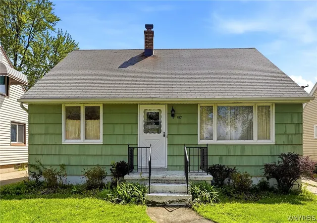 Homes for sale in Amherst, NY | 157 Margaret Rd, Amherst, NY 14226 | MLS# B1680599