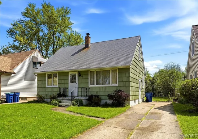 Homes for sale in Amherst, NY | 157 Margaret Rd, Amherst, NY 14226 | MLS# B1680599