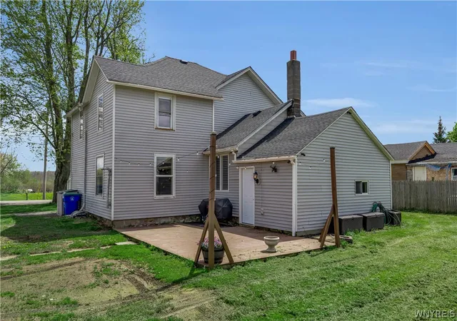 Photo 2 of Sale Pending at 5034 E Shelby Rd, Medina, NY 14103 | MLS# B1679946 | Listing updated on 2026-07-14