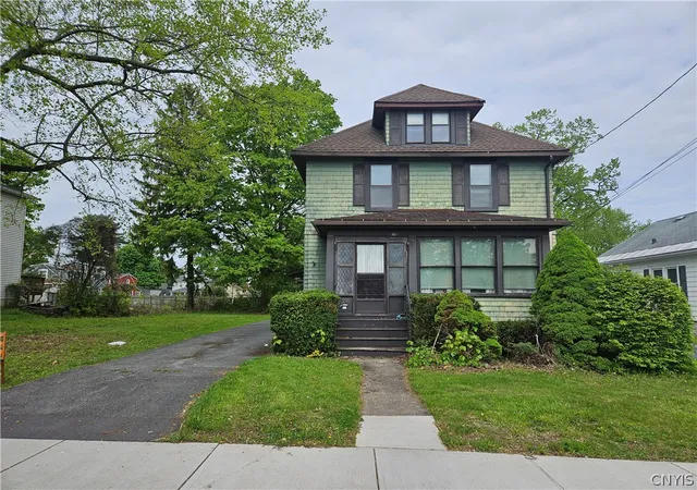 1st image of 351 Lillian Ave, Syracuse, NY 13206 | MLS# S1680518