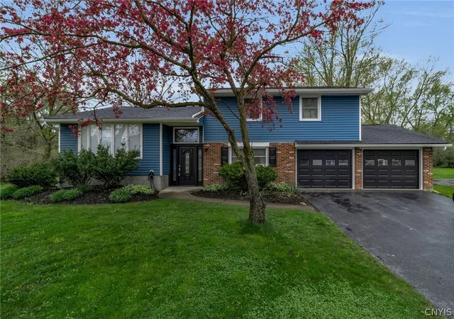 1st image of 4856 Middleton Dr, Lockport, NY 14094 | MLS# S1680299