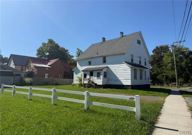 Listing Photo 3 - Condo for sale in building located at 340-342 N Rutland St, Watertown, NY 13601