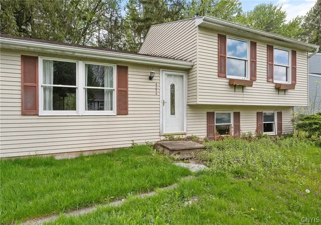 Homes for sale in Clay, NY | 4254 Vine Meadow Rd, Clay, NY 13090 | MLS# S1680109